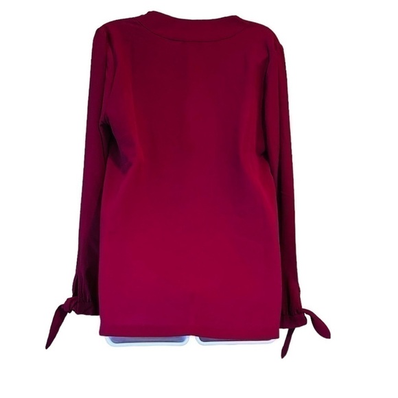 NWT ModCloth V-neck Tie Sleeve Blouse - Picture 5 of 8